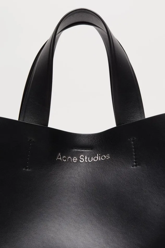 Acne Studios Musubi Midi Tote Black Men Bags Acne Studios Musubi Midi Tote Black Men Bags