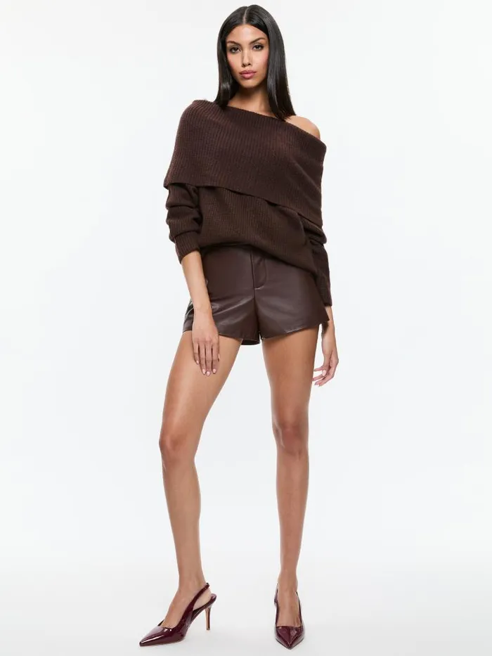 Alice Olivia GINGER OFF THE SHOULDER PULLOVER Espresso Women Sweaters
