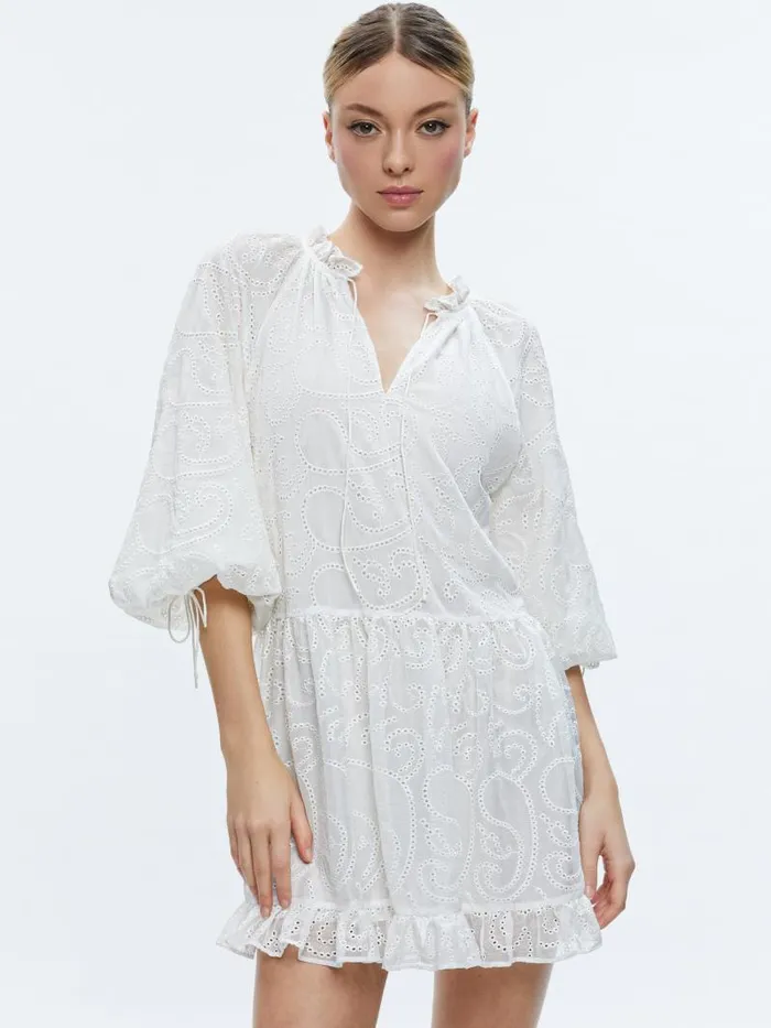 Alice Olivia SHERRIE GATHERED TUNIC DRESS Off White Women Dresses