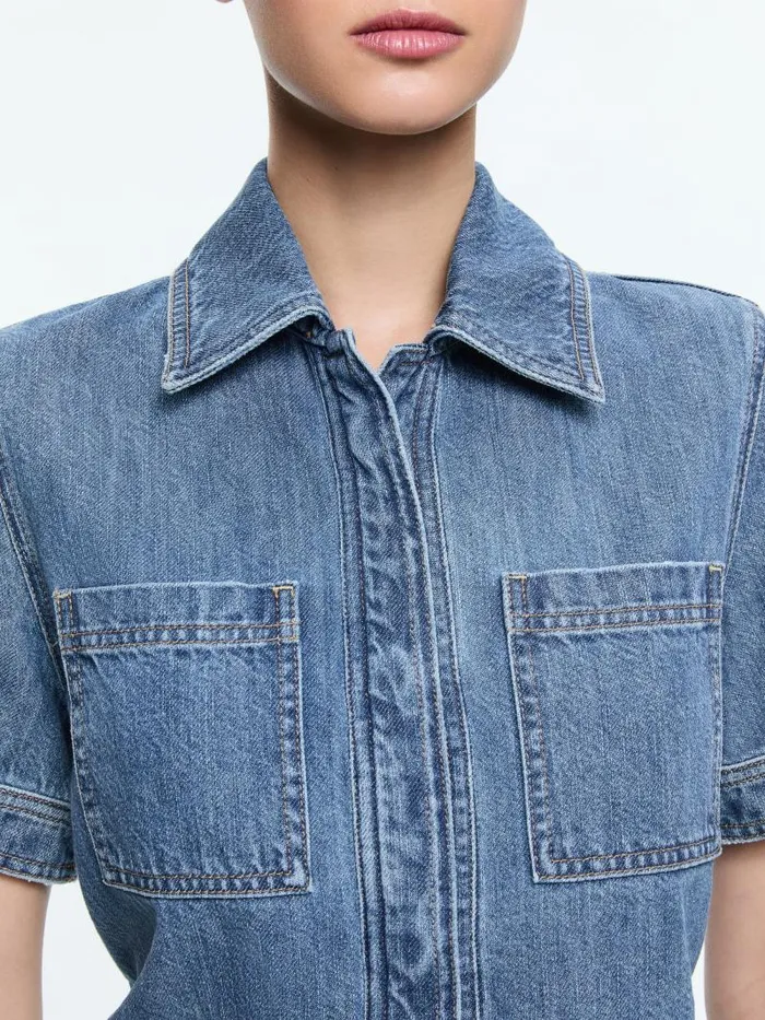 Alice Olivia TESHA SHORT SLEEVE CROPPED DENIM BUTTON DOWN Avery Blue Women Tops