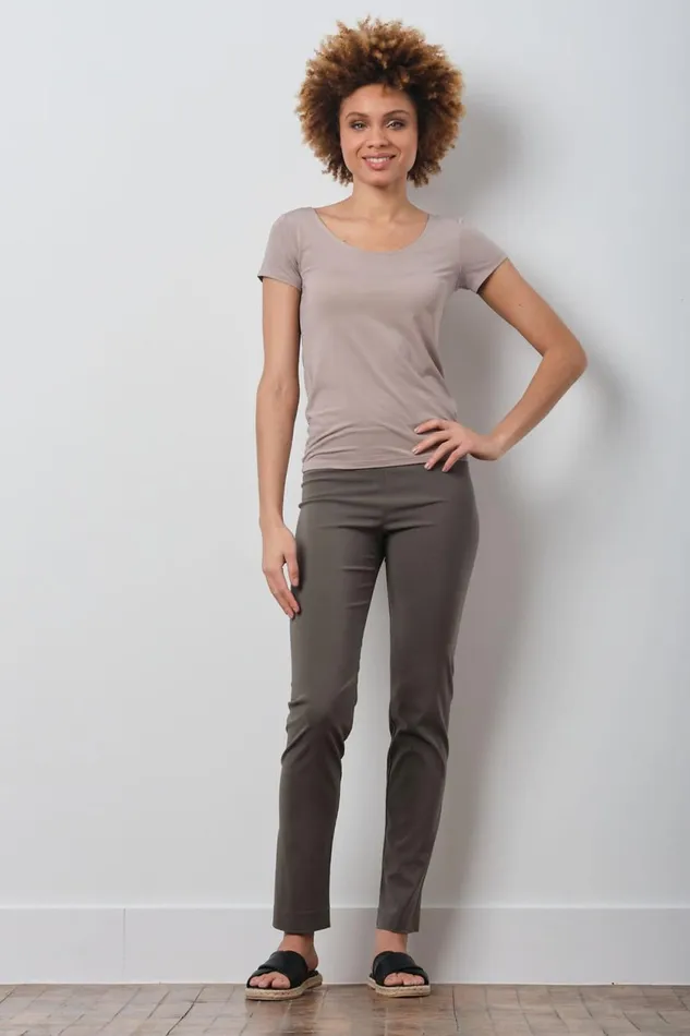 Avenue Montaigne BILLY Signature Olive Green Women Pants
