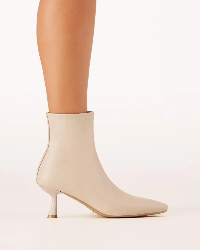 Boots Billini Ankle Boots SHARINA OAT