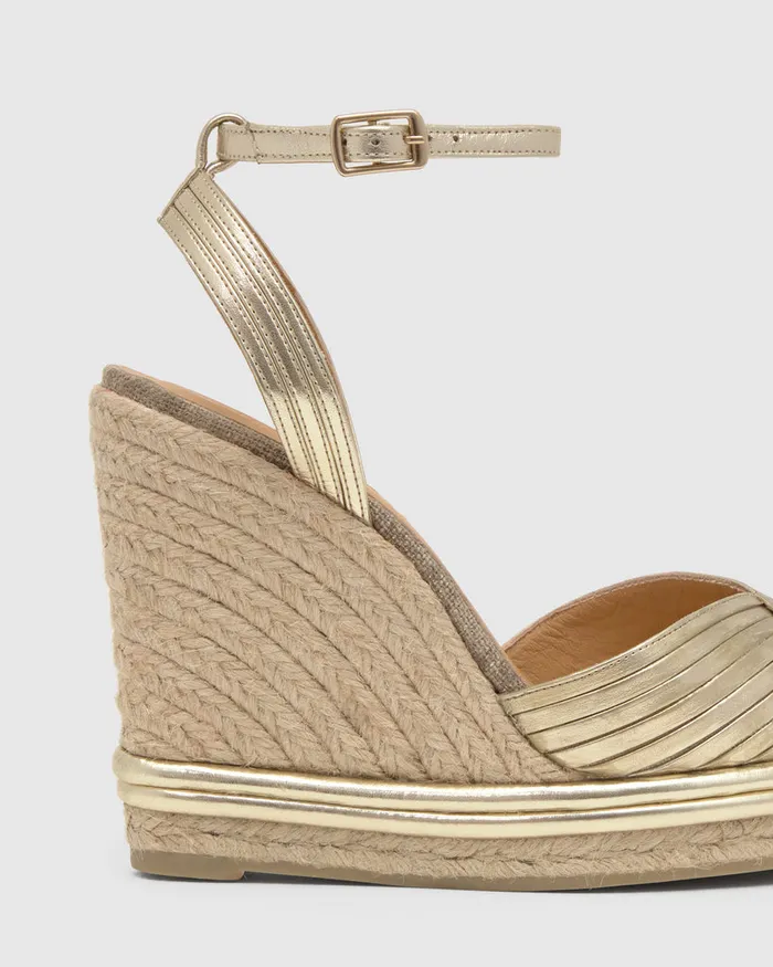 Castaer Colina063 Champagne Women Wedges