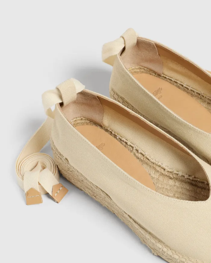 Castaer Gea2001 Ivory Women Flats