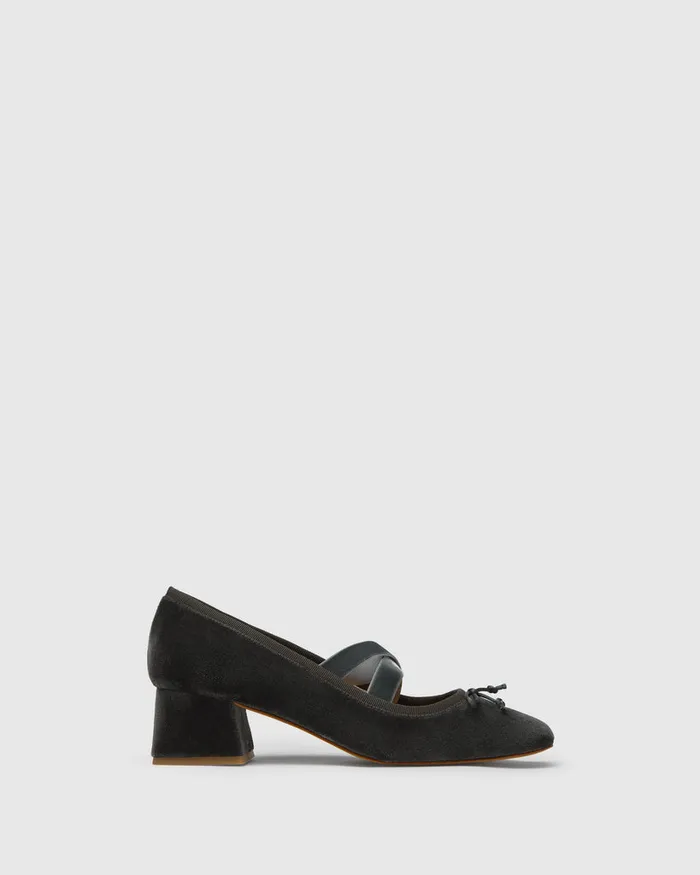 Castaer Niebla243 Plomo Women Heels