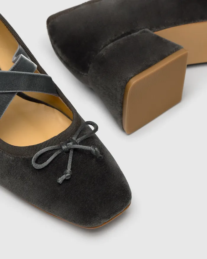 Castaer Niebla243 Plomo Women Heels