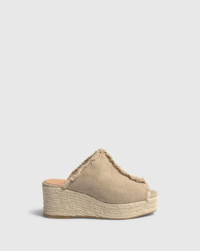 Castaer Queral002 Sand Women Wedges