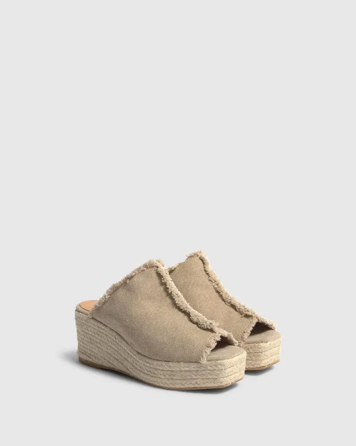 Castaer Queral002 Sand Women Wedges