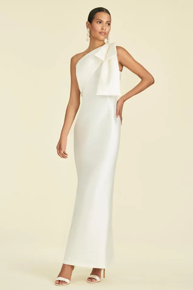 Ceremony Women Sachin and Babi Bonnie Gown 8211 Ivory