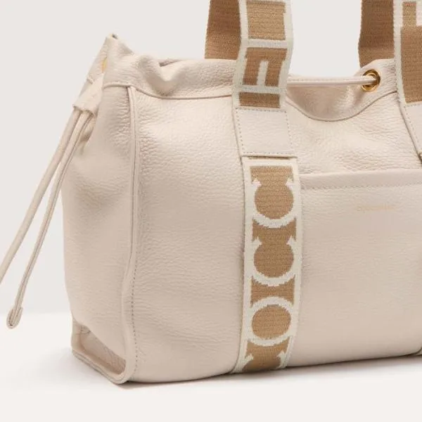 Coccinelle 2day Signature Medium Lambskin White Women Coccinelle Tote Bags Coccinelle 2day Signature Medium Lambskin White Women Coccinelle Tote Bags