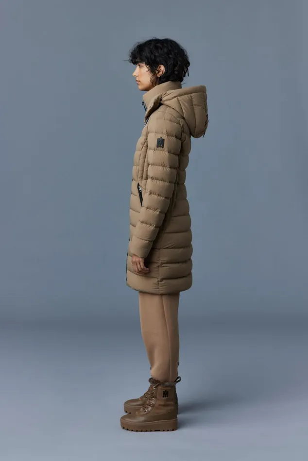 Downs and Jackets Women Mackage FARREN Agile360 Down Coat With Removable Hood Black