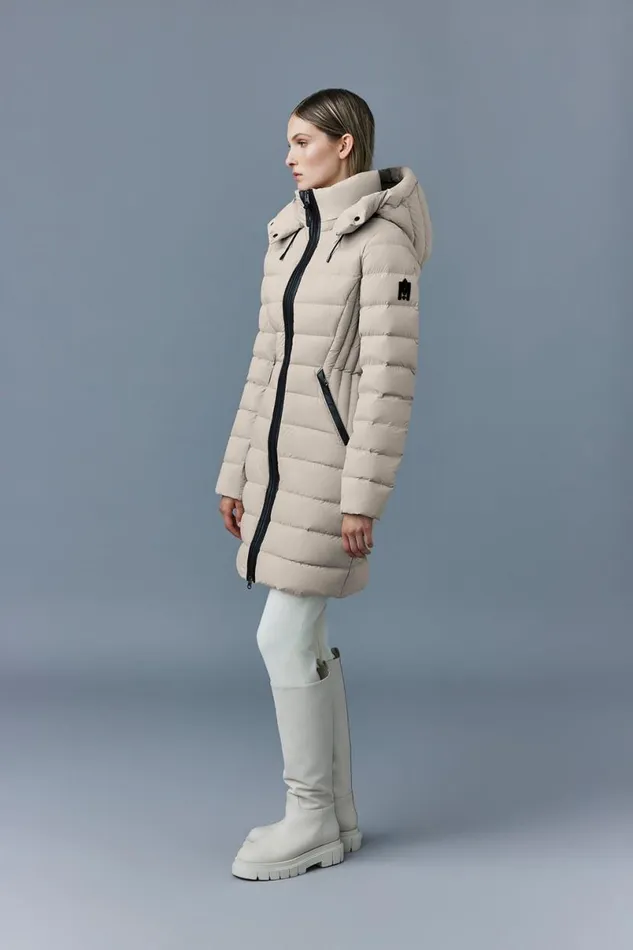 Downs and Jackets Women Mackage FARREN Agile360 Down Coat With Removable Hood Black