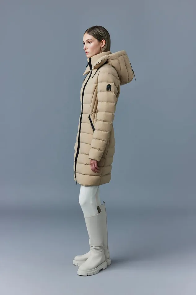 Downs and Jackets Women Mackage FARREN Agile360 Down Coat With Removable Hood Black