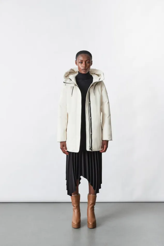 Downs and Jackets Women Mackage KINSLEE 2in1 Oversized Down Parka With Bib And Natural Fur Black