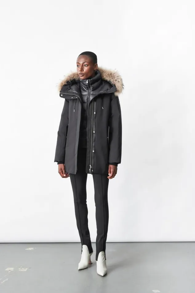 Downs and Jackets Women Mackage KINSLEE 2in1 Oversized Down Parka With Bib And Natural Fur Black