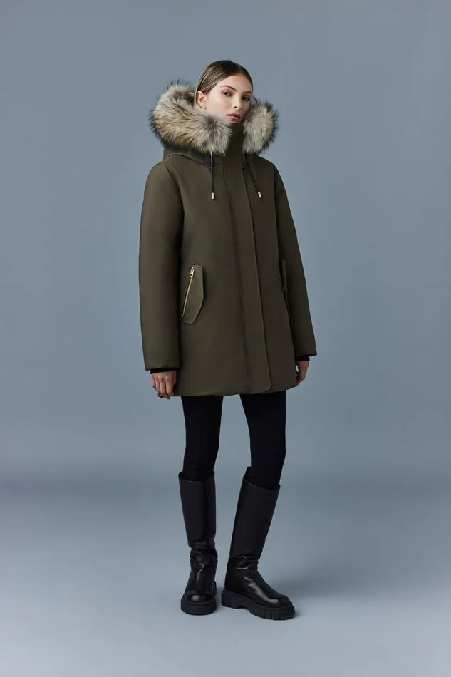 Downs and Jackets Women Mackage KINSLEE 2in1 Oversized Down Parka With Bib And Natural Fur Black