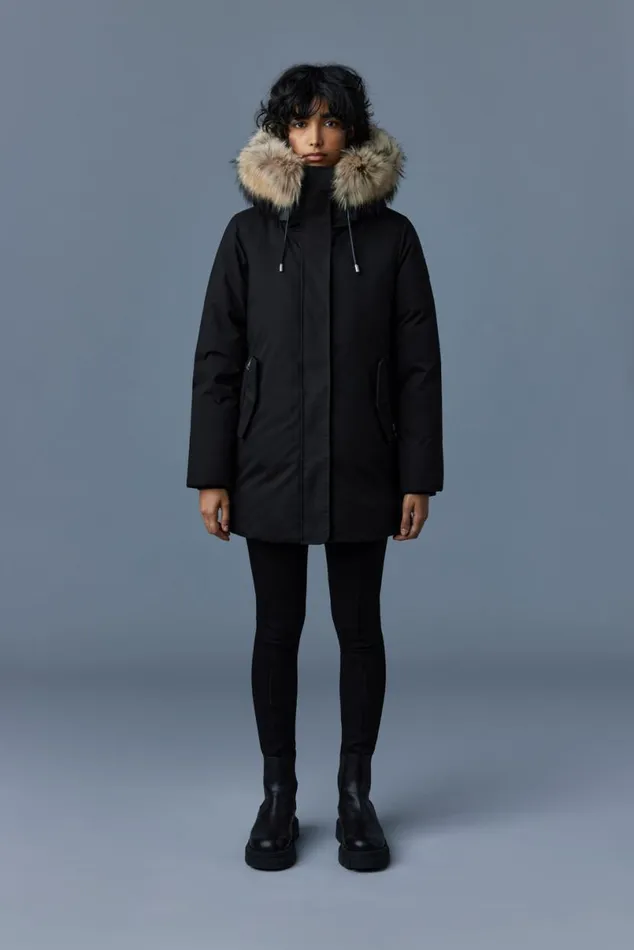 Downs and Jackets Women Mackage KINSLEE 2in1 Oversized Down Parka With Bib And Natural Fur Black