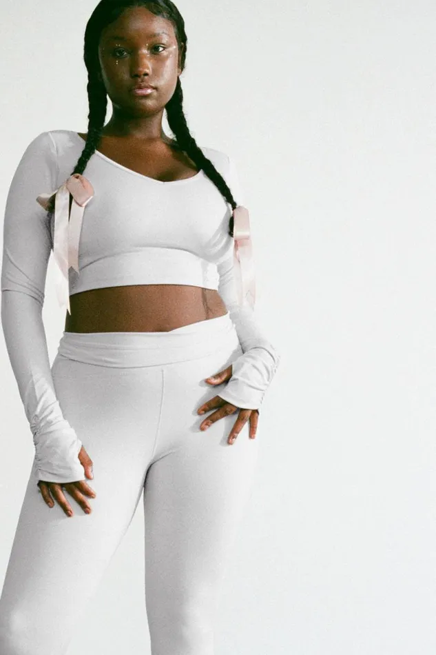 Frankies Bikinis Active Women Pli Long Sleeve Top Icy Gray