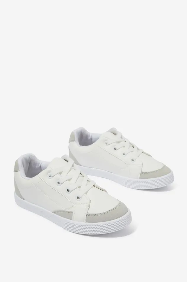 Girls 214Boys 214 Sneakers Cotton On Teddy Classic Trainer Whitegrey Nubuck