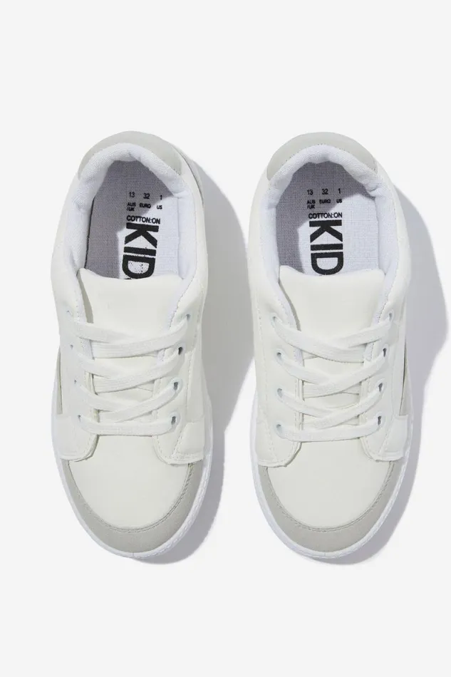 Girls 214Boys 214 Sneakers Cotton On Teddy Classic Trainer Whitegrey Nubuck
