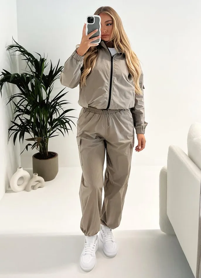 Gym King Joggers Women Utility Woven Cargo Pant 8211 Mocha