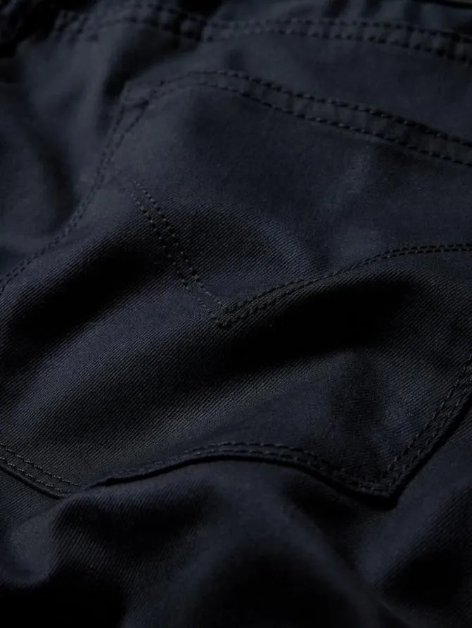 J702 8211 BLAKE WASH Earth Clothing John Varvatos Jeans