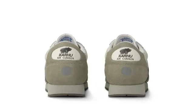 Karhu Albatross 82 Abbey StoneChocolate Torte F807050 Sneakers Men Albatross 82 Karhu Albatross 82 Abbey StoneChocolate Torte F807050 Sneakers Men Albatross 82