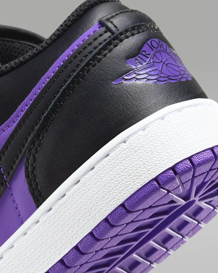 Kids Nike Jordan Air Jordan 1 Low Purple Venomwhiteblack