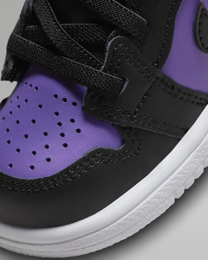 Kids Nike Jordan Jordan 1 Low Alt Purple Venomwhiteblack