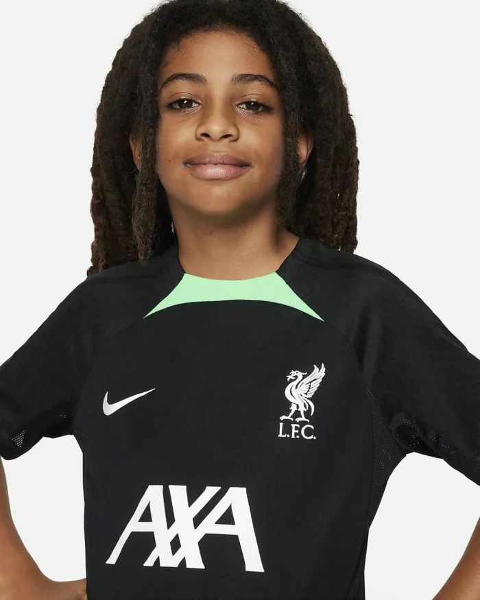 Kids Nike Tops And TShirts Liverpool FC Strike Blackpoison Greenwhite