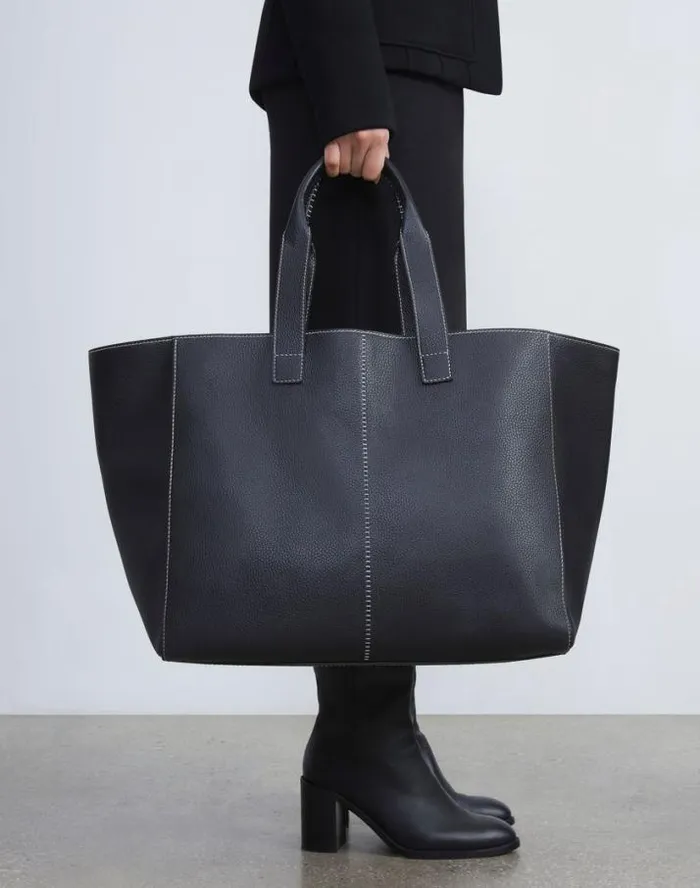 Lafayette 148 New York Grained Calfskin Leather L Tote Black HandbagsReady To Wear Suits