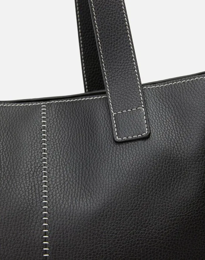 Lafayette 148 New York Grained Calfskin Leather L Tote Black HandbagsReady To Wear Suits