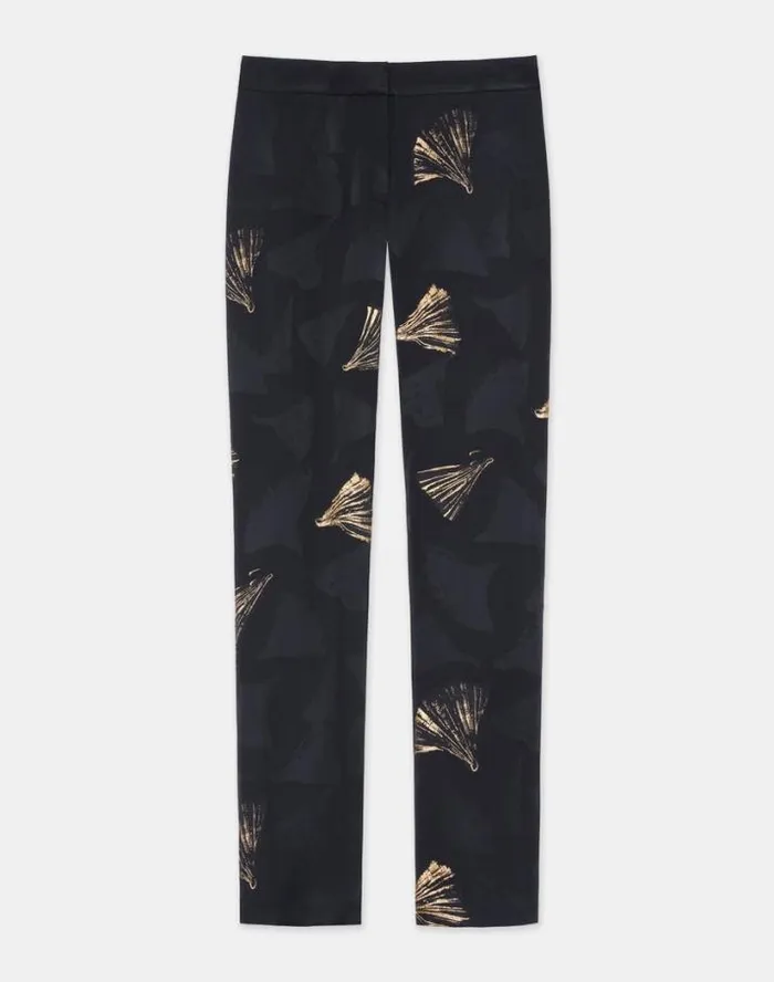 Lafayette 148 New York Metallic Leafed Pages Jacquard Barrow Pant Black Multi Ready To Wear Pants and Shorts Lafayette 148 New York Metallic Leafed Pages Jacquard Barrow Pant Black Multi Ready To Wear Pants and Shorts