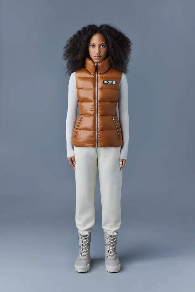 Light Down Jackets Women Mackage CHAYA Lustrous Light Down Vest For Ladies Black Light Down Jackets Women Mackage CHAYA Lustrous Light Down Vest For Ladies Black