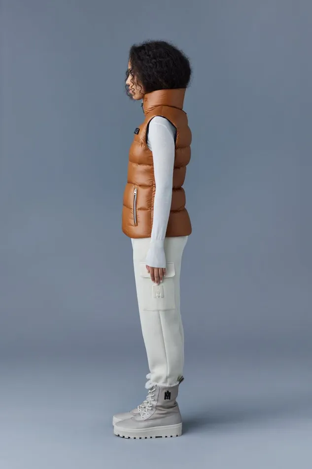 Light Down Jackets Women Mackage CHAYA Lustrous Light Down Vest For Ladies Black Light Down Jackets Women Mackage CHAYA Lustrous Light Down Vest For Ladies Black