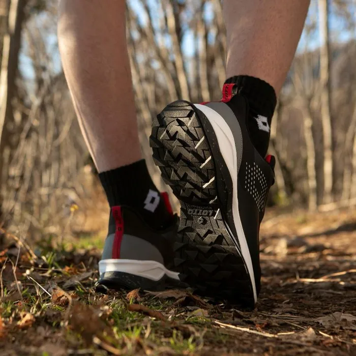 Lotto Sport Running And Training ManWoman MOONRUN 300 All Blackgravity Titan Lotto Sport Running And Training ManWoman MOONRUN 300 All Blackgravity Titan