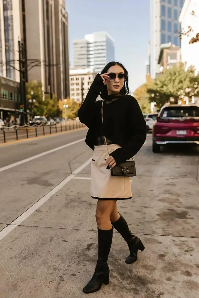 Lyra VNeck Sweater In Black Black Women Bohme Tops