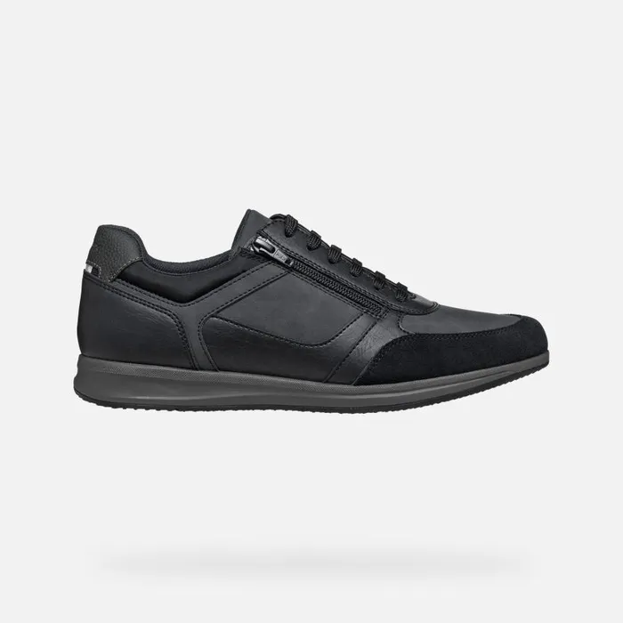 Man Geox Sneakers AVERY MAN Navy Low Top Sneakers Navy