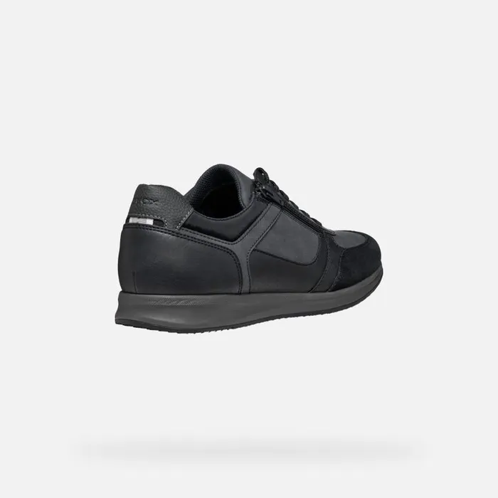 Man Geox Sneakers AVERY MAN Navy Low Top Sneakers Navy