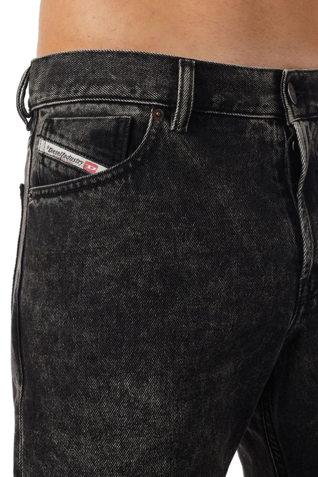 Men Diesel Jeans Regular Jeans 1995 DSark 09B87 Blackdark Grey