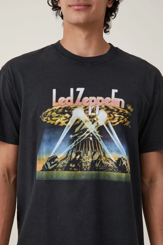 Men Graphic TShirts Cotton On Premium Loose Fit Music TShirt Lcn Pro Blackled Zeppelinoverhead