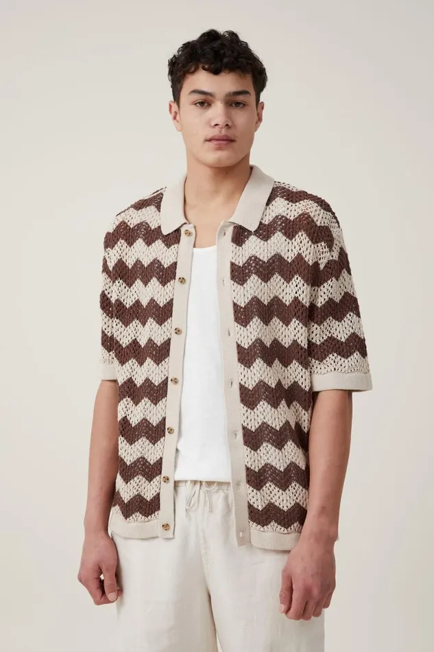 Men Shirts and Polos Cotton On Pablo Short Sleeve Shirt Chocolate Chevron