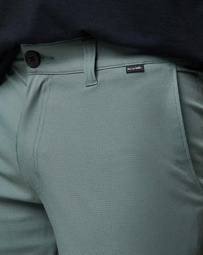 Men Shorts TravisMathew WANDERLUST SHORT 9IN Balsam Green Men Shorts TravisMathew WANDERLUST SHORT 9IN Balsam Green