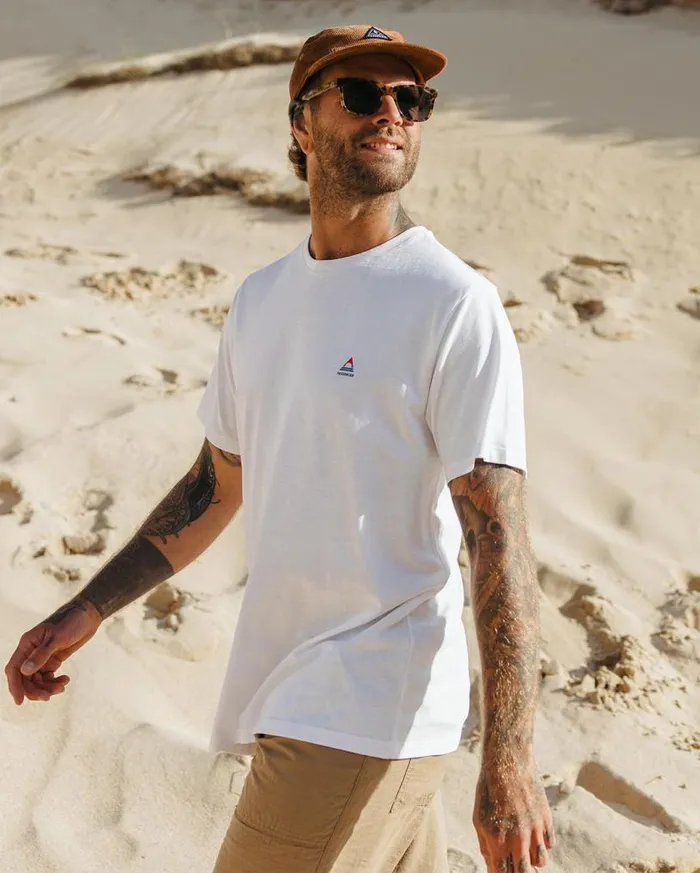 Passenger Clothing Classic Logo Recycled Cotton TShirt White Men TShirts and Vests