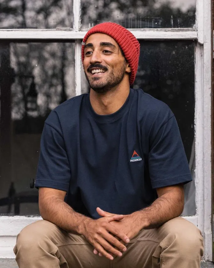 Passenger Clothing Compass Recycled 20 Beanie Cardinal WomenMen Beanies