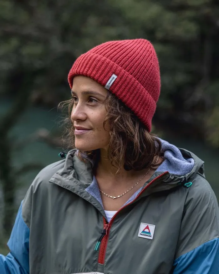 Passenger Clothing Compass Recycled 20 Beanie Cardinal WomenMen Beanies