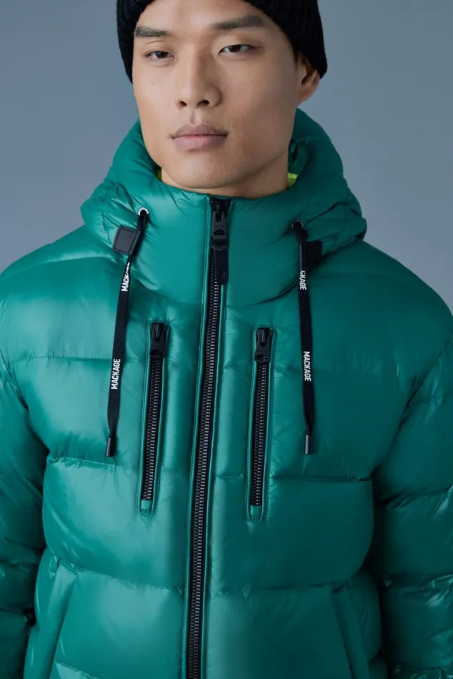 Puffer Men Mackage VICTOR Lustrous Light Down Jacket With Hood For Men Emerald Puffer Men Mackage VICTOR Lustrous Light Down Jacket With Hood For Men Emerald