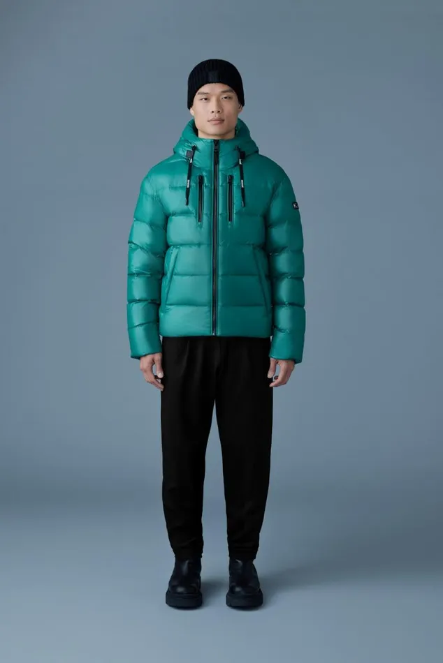Puffer Men Mackage VICTOR Lustrous Light Down Jacket With Hood For Men Emerald Puffer Men Mackage VICTOR Lustrous Light Down Jacket With Hood For Men Emerald