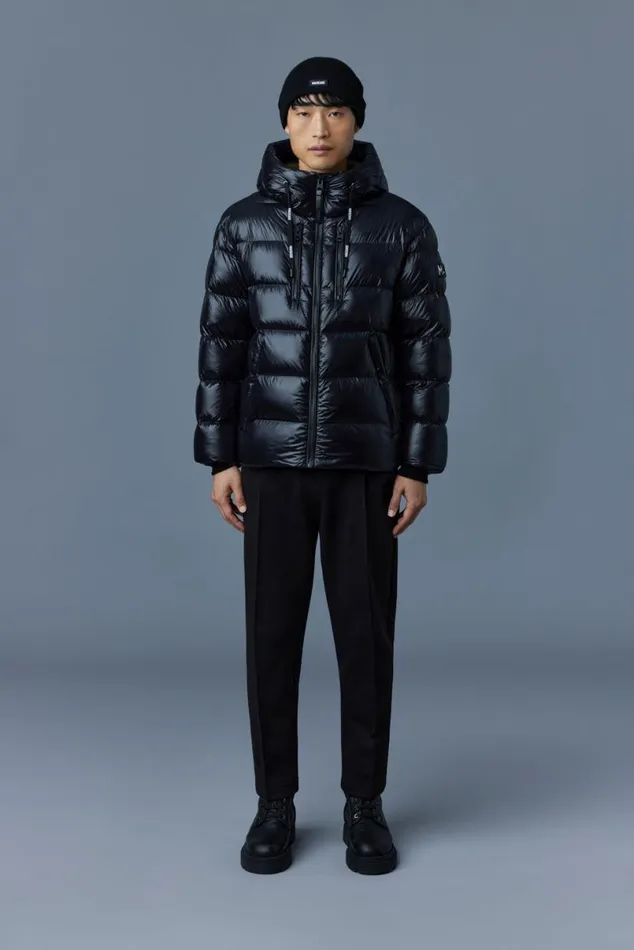Puffer Men Mackage VICTOR Lustrous Light Down Jacket With Hood For Men Emerald Puffer Men Mackage VICTOR Lustrous Light Down Jacket With Hood For Men Emerald