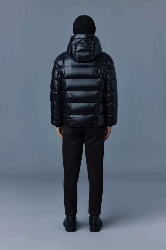Puffer Men Mackage VICTOR Lustrous Light Down Jacket With Hood For Men Emerald Puffer Men Mackage VICTOR Lustrous Light Down Jacket With Hood For Men Emerald